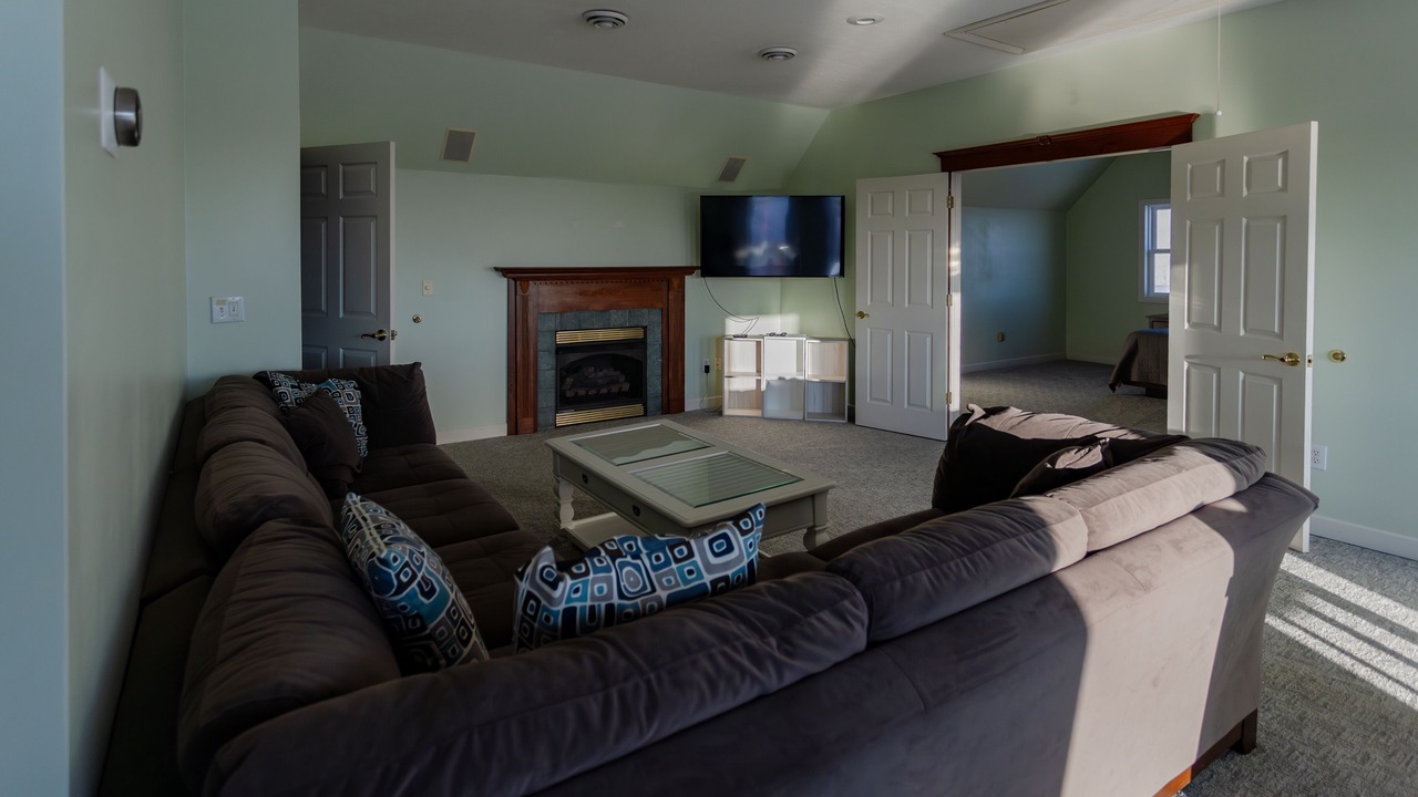 Photo of Livingroom in Millersburg