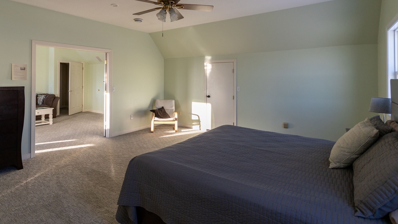 Photo of Bedroom in Millersburg