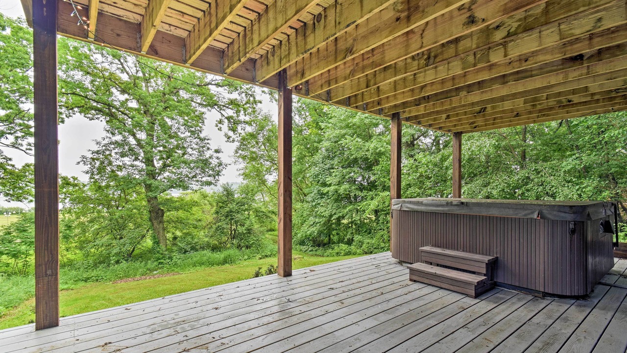 Photo of Patio Balcony in Shipshewana