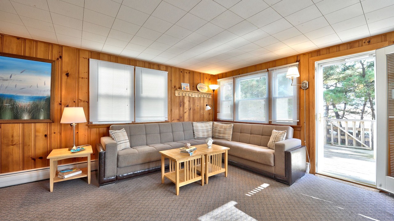 Photo of Livingroom in Beach Haven Gardens