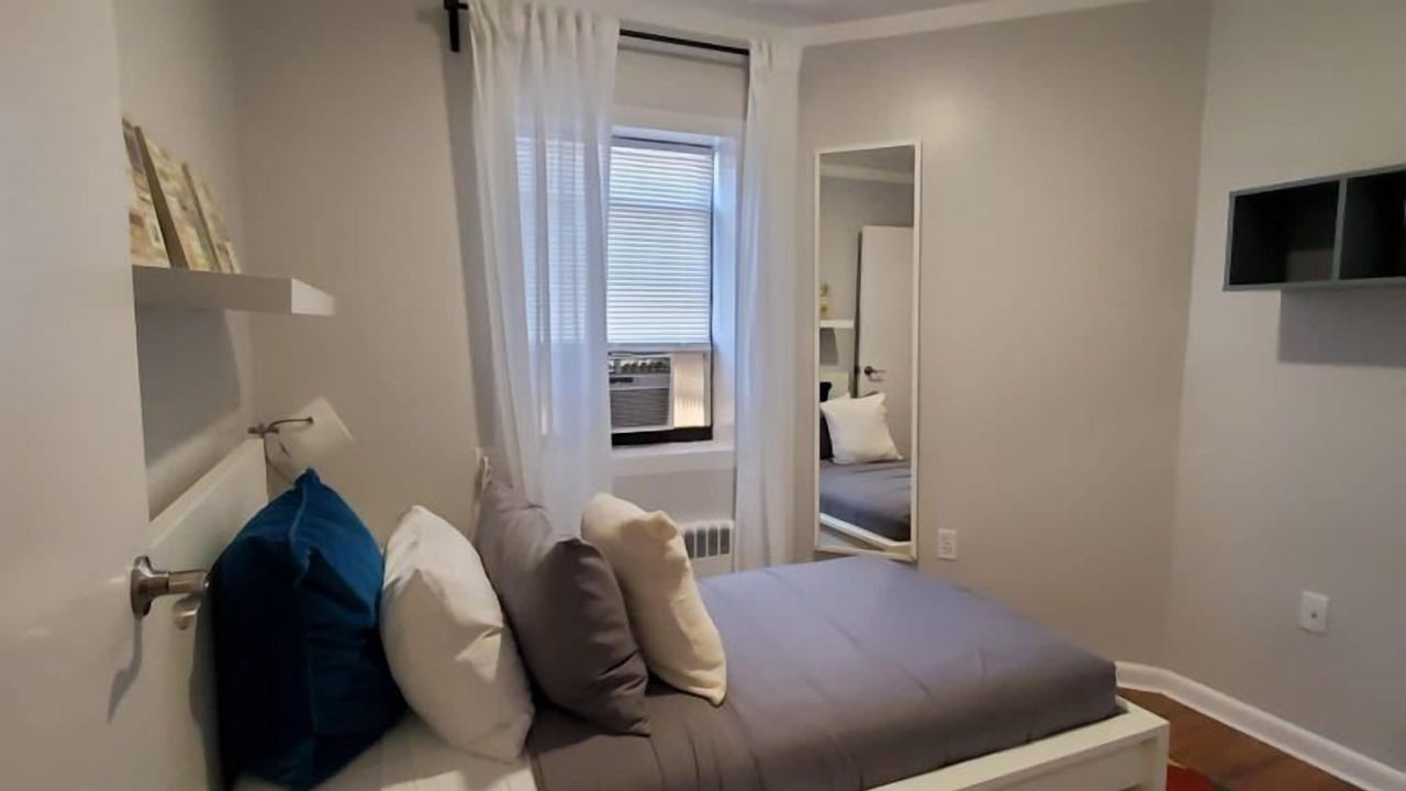 Photo of Bedroom in North Bergen