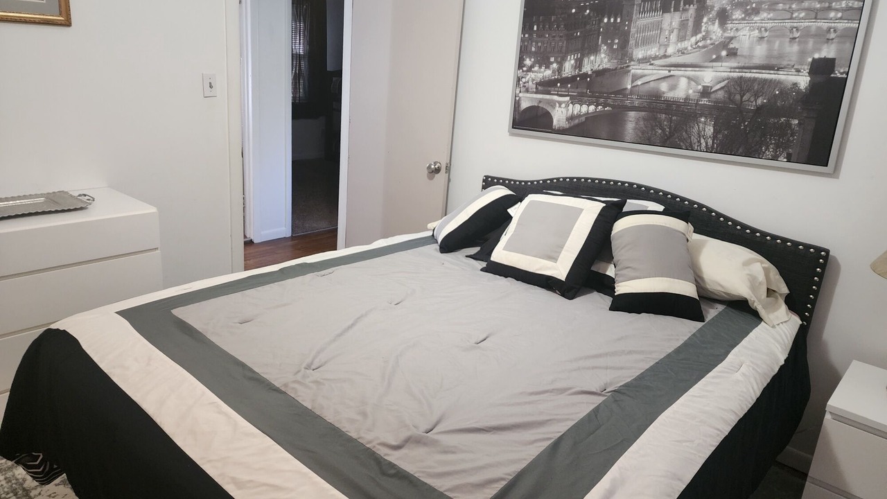 Photo of Bedroom in Sharonville