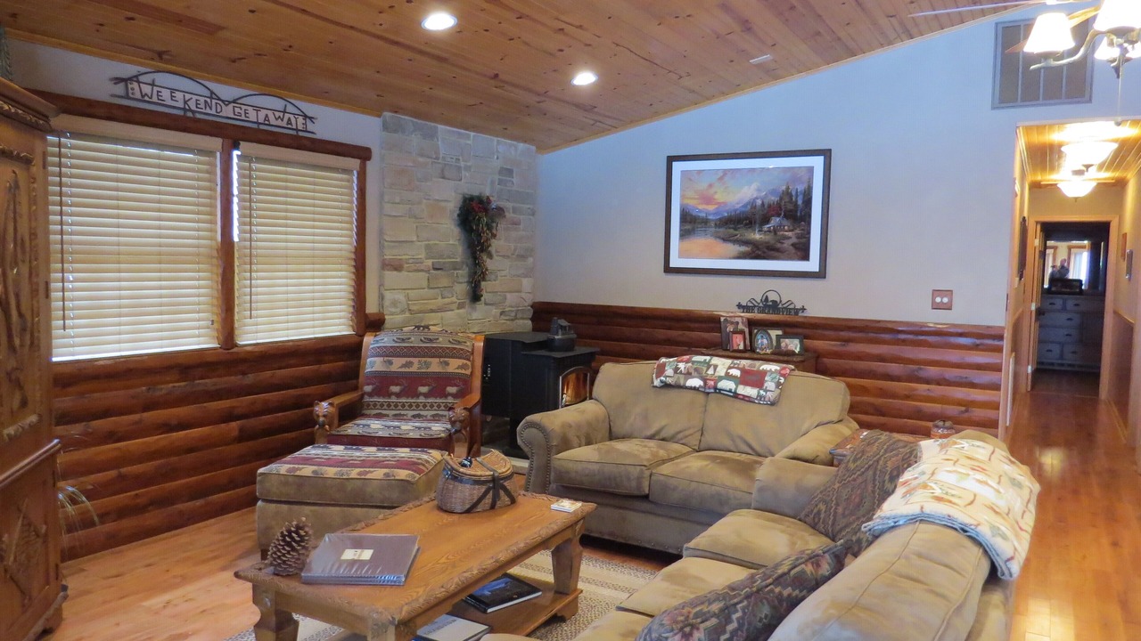 Photo of Livingroom in Great Cacapon