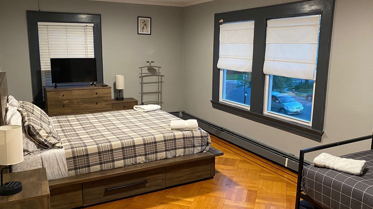 Photo of Bedroom in Elizabeth