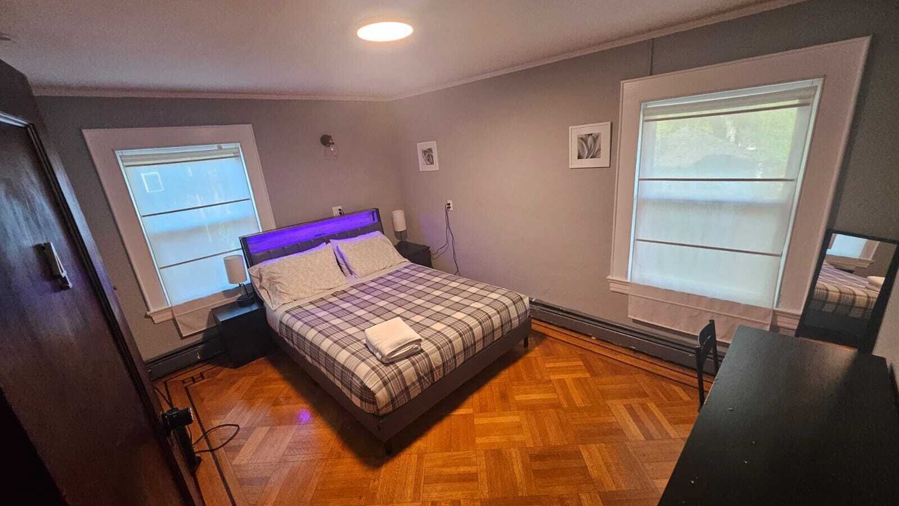 Photo of Bedroom in Elizabeth