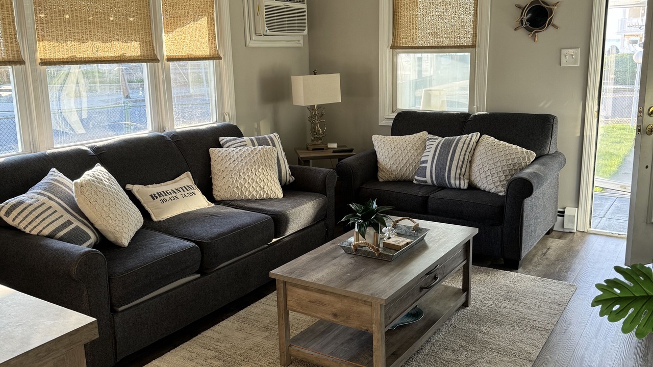 Photo of Livingroom in Brigantine