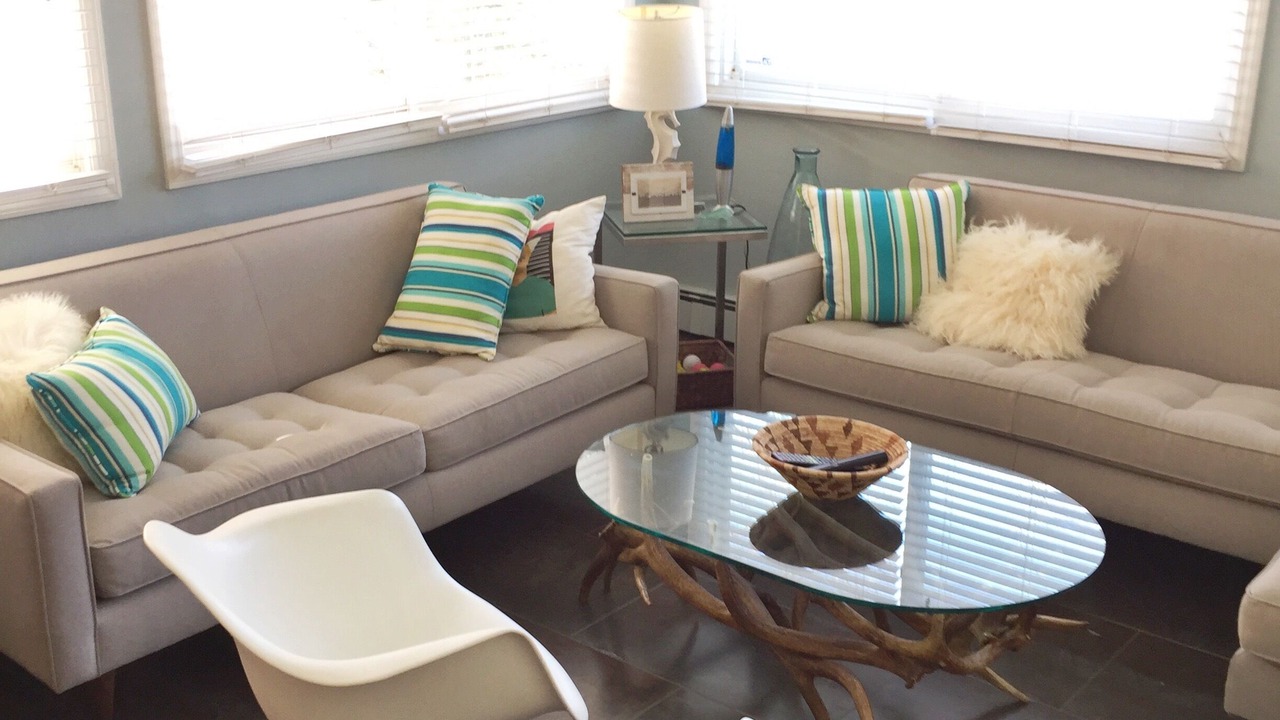 Photo of Livingroom in Avon