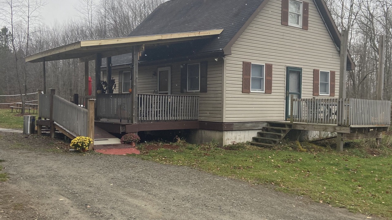 Photo of Outdoor in Arnot