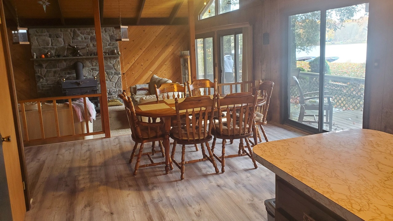 Photo of Livingroom in Wallenpaupauk Lake Estates