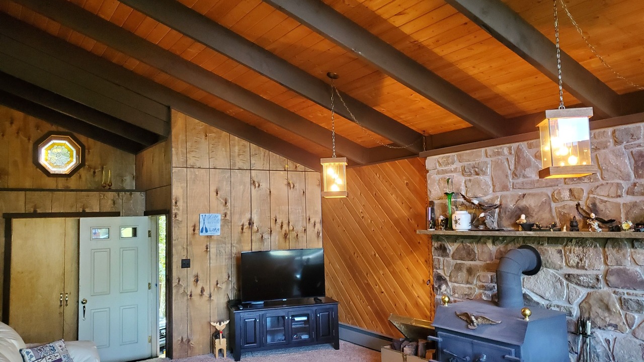 Photo of Livingroom in Wallenpaupauk Lake Estates
