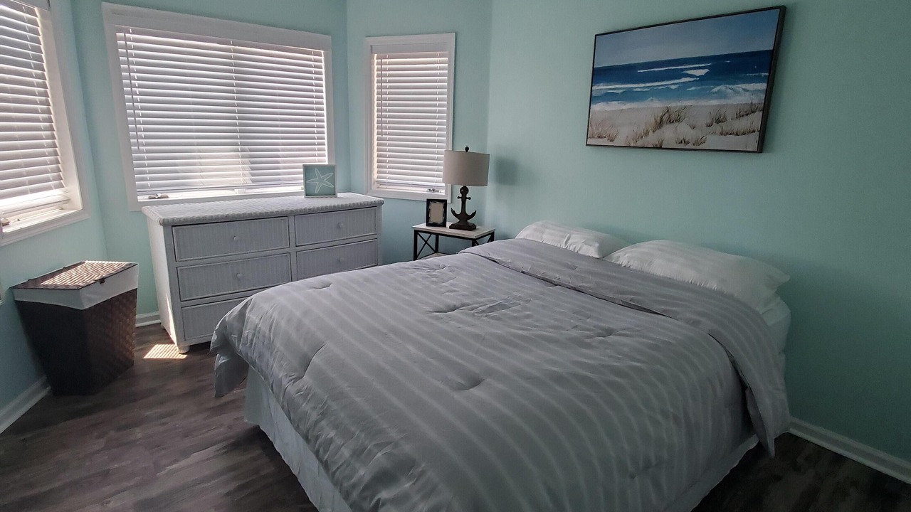 Photo of Bedroom in Seaside Heights
