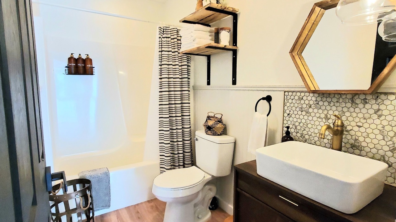 Photo of Bathroom in Elkton
