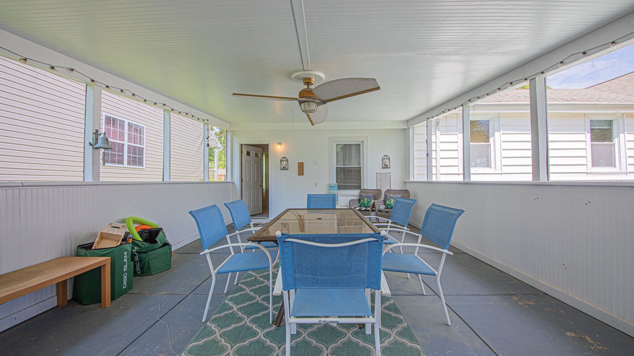 Photo of Outdoor in Issue