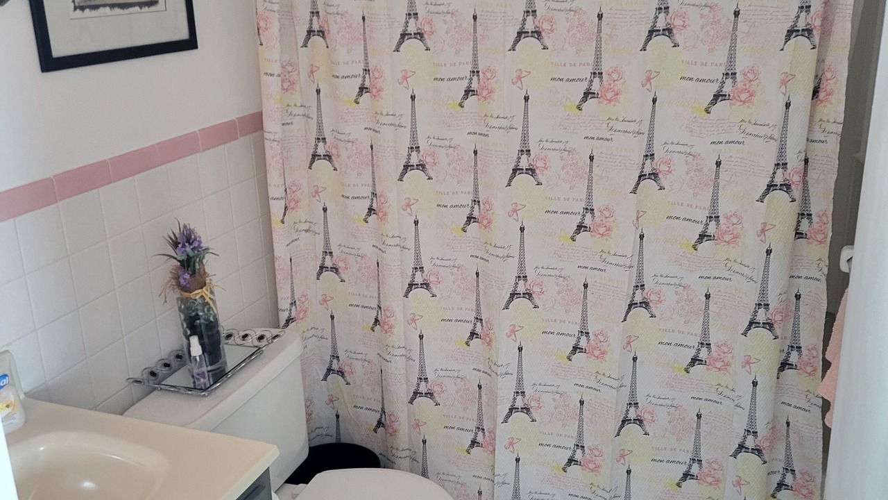 Photo of Bathroom in Anglesea