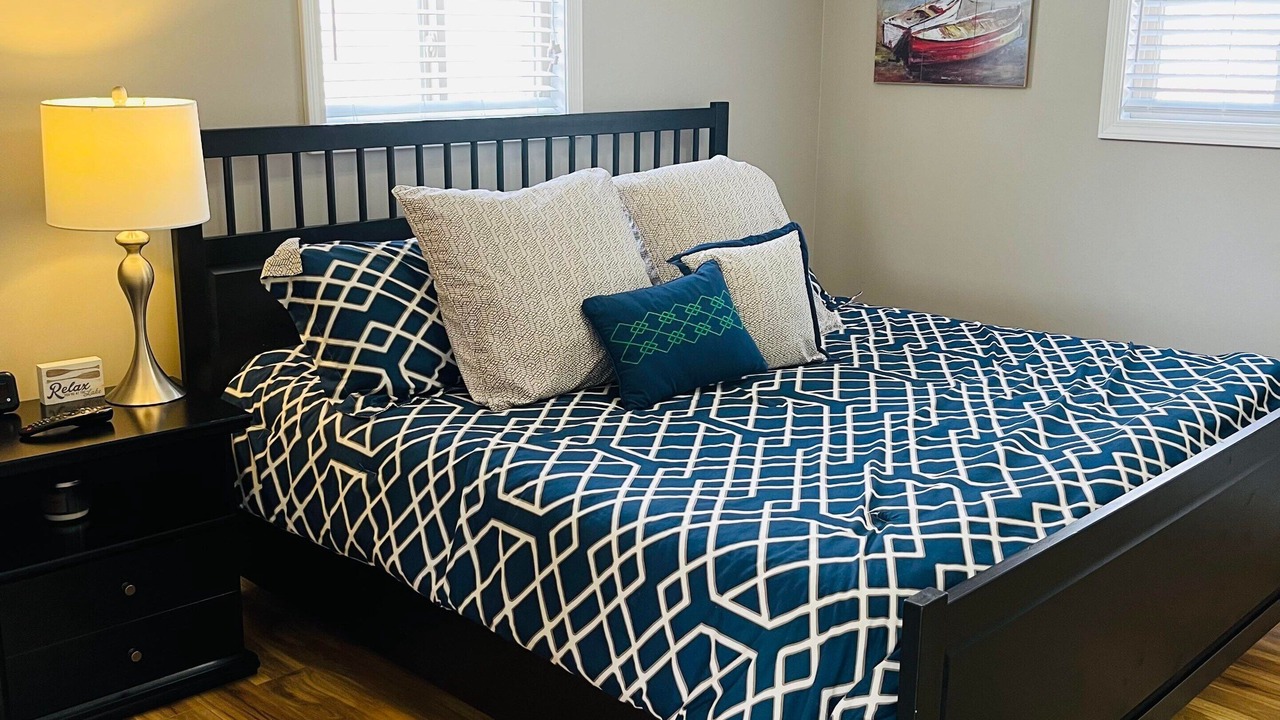 Photo of Bedroom in Jamestown