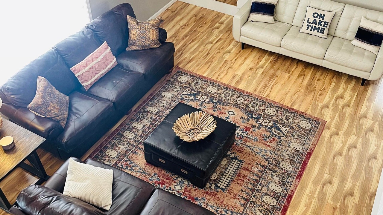 Photo of Livingroom in Jamestown