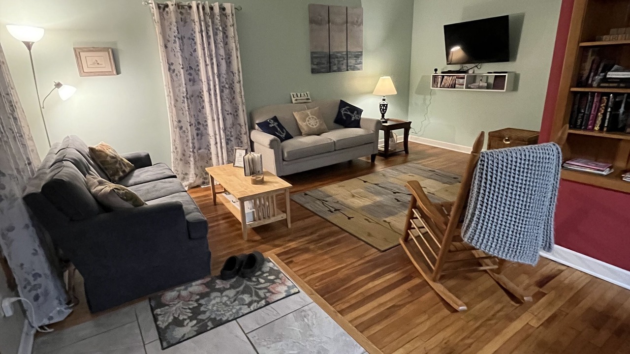 Photo of Livingroom in Ashtabula