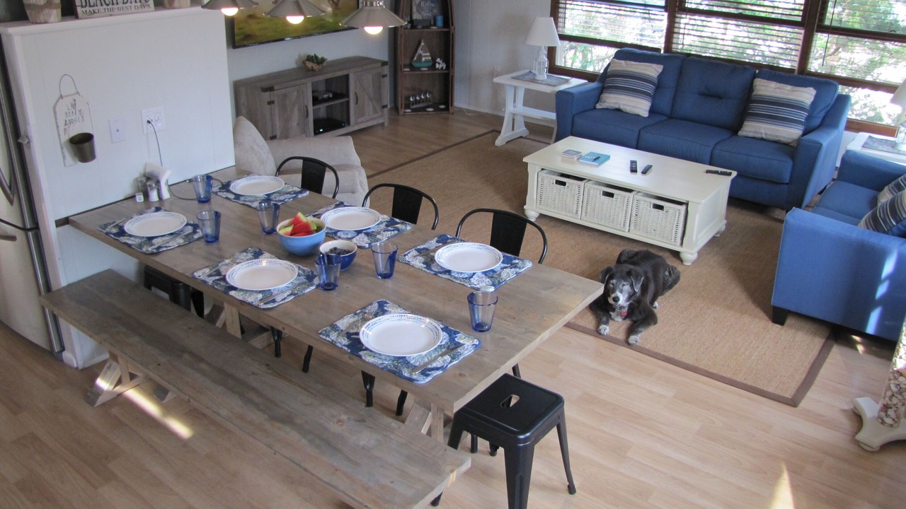 Photo of Livingroom in Point Pleasant - Toms River