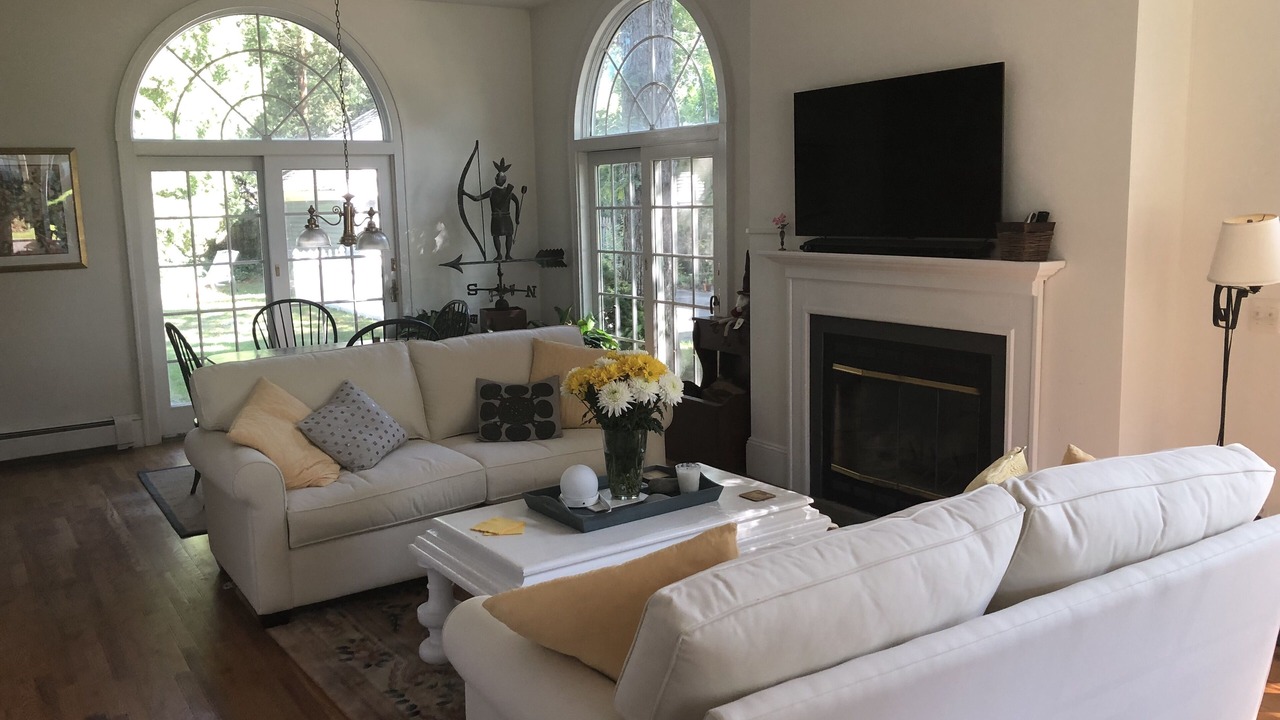 Photo of Bedroom in Spring Lake