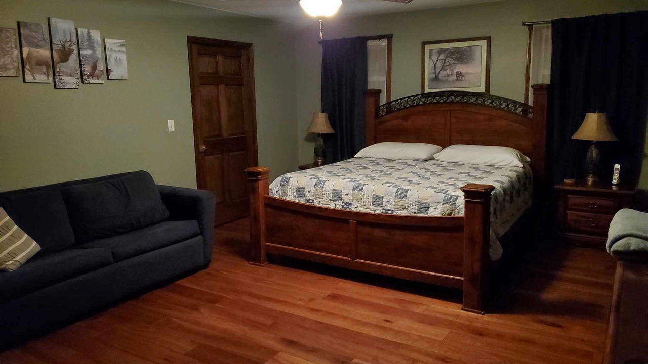 Photo of Bedroom in Weedville