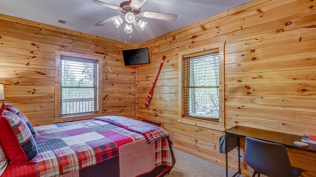Photo of Bedroom in Mineral Bluff