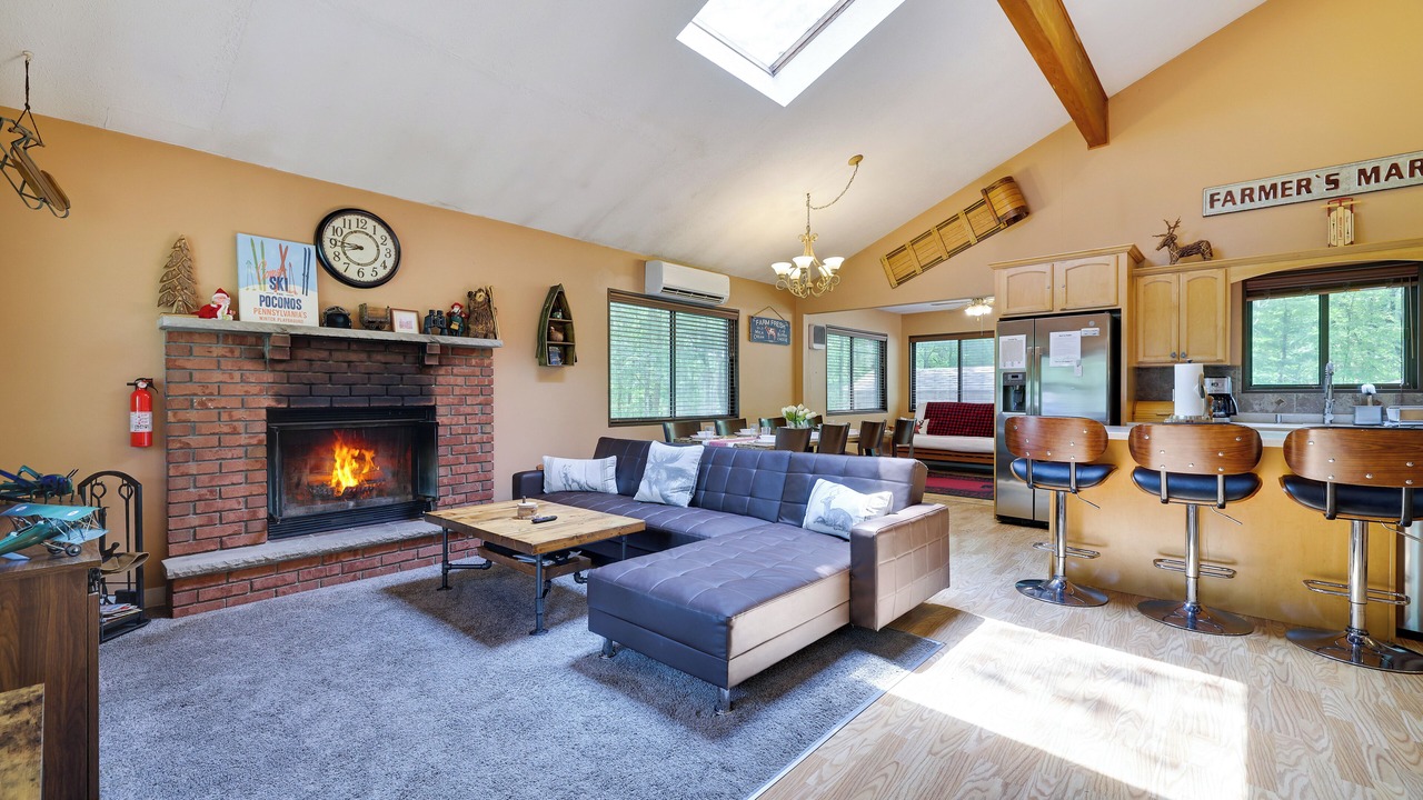 Photo of Livingroom in Bushkill