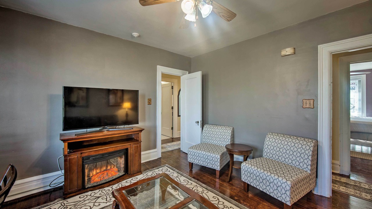Photo of Livingroom in Reading