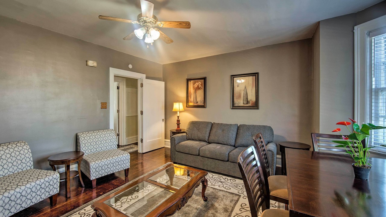 Photo of Livingroom in Reading