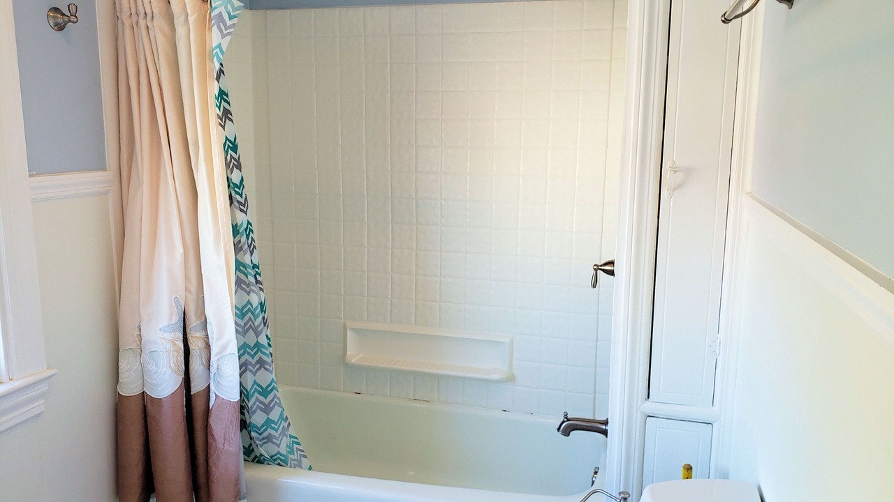 Photo of Bathroom in Chincoteague