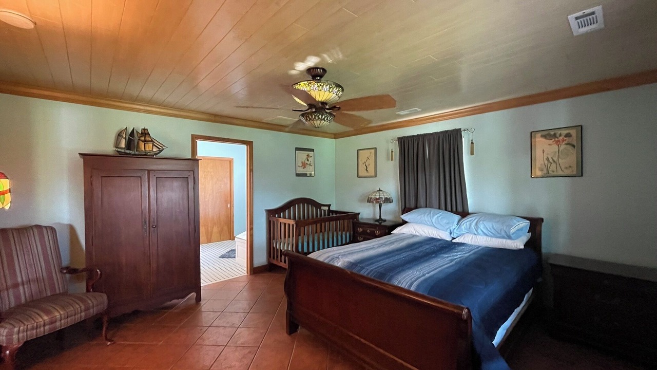 Photo of Bedroom in Fox Hill - Grandview