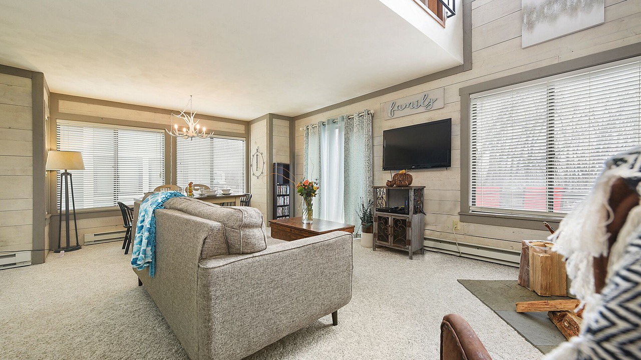 Photo of Livingroom in Hidden Valley