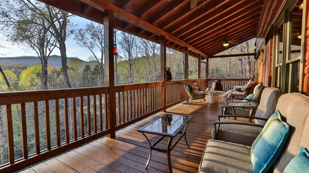 Photo of Outdoor in Cherry Log
