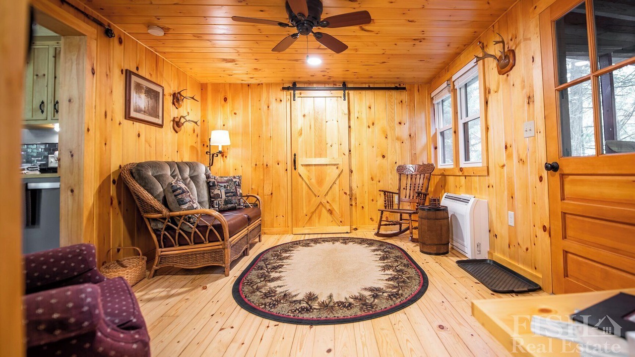 Photo of Livingroom in Laporte