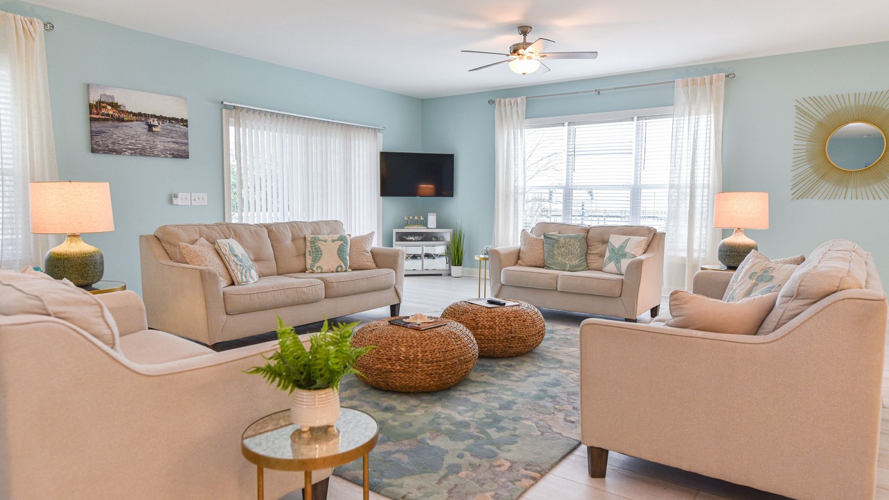 Photo of Livingroom in Long Neck