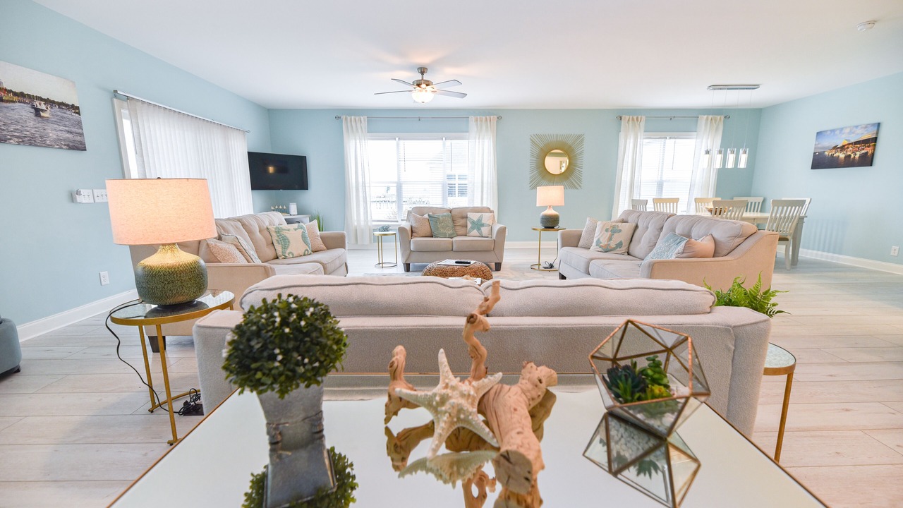 Photo of Livingroom in Long Neck