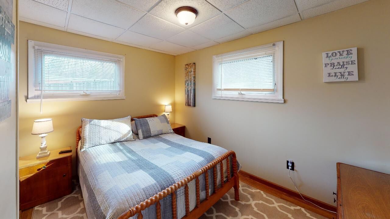 Photo of Bedroom in Nelsonville