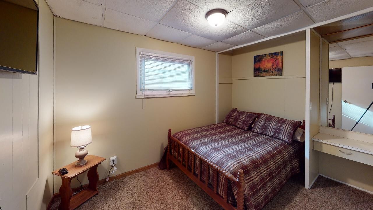 Photo of Bedroom in Nelsonville