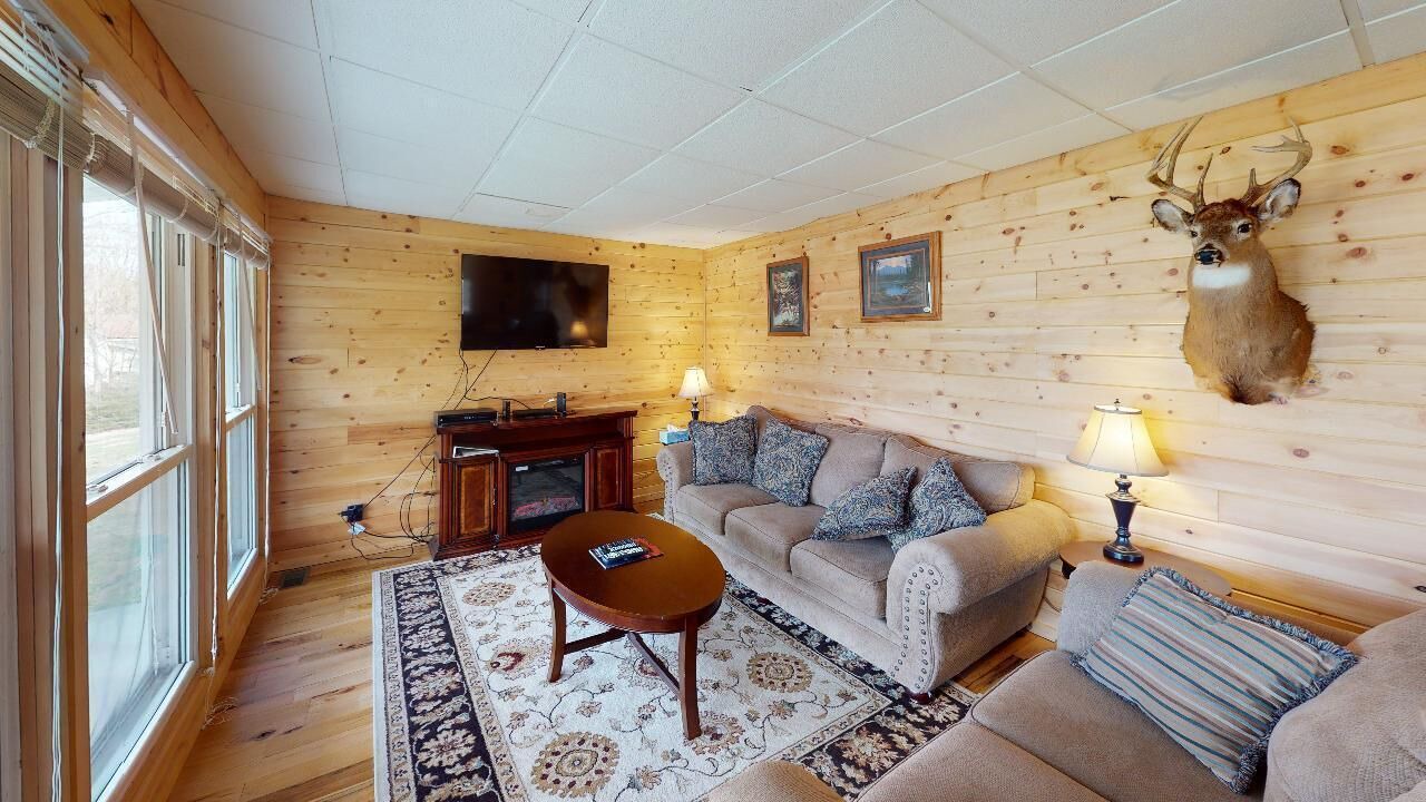 Photo of Livingroom in Nelsonville