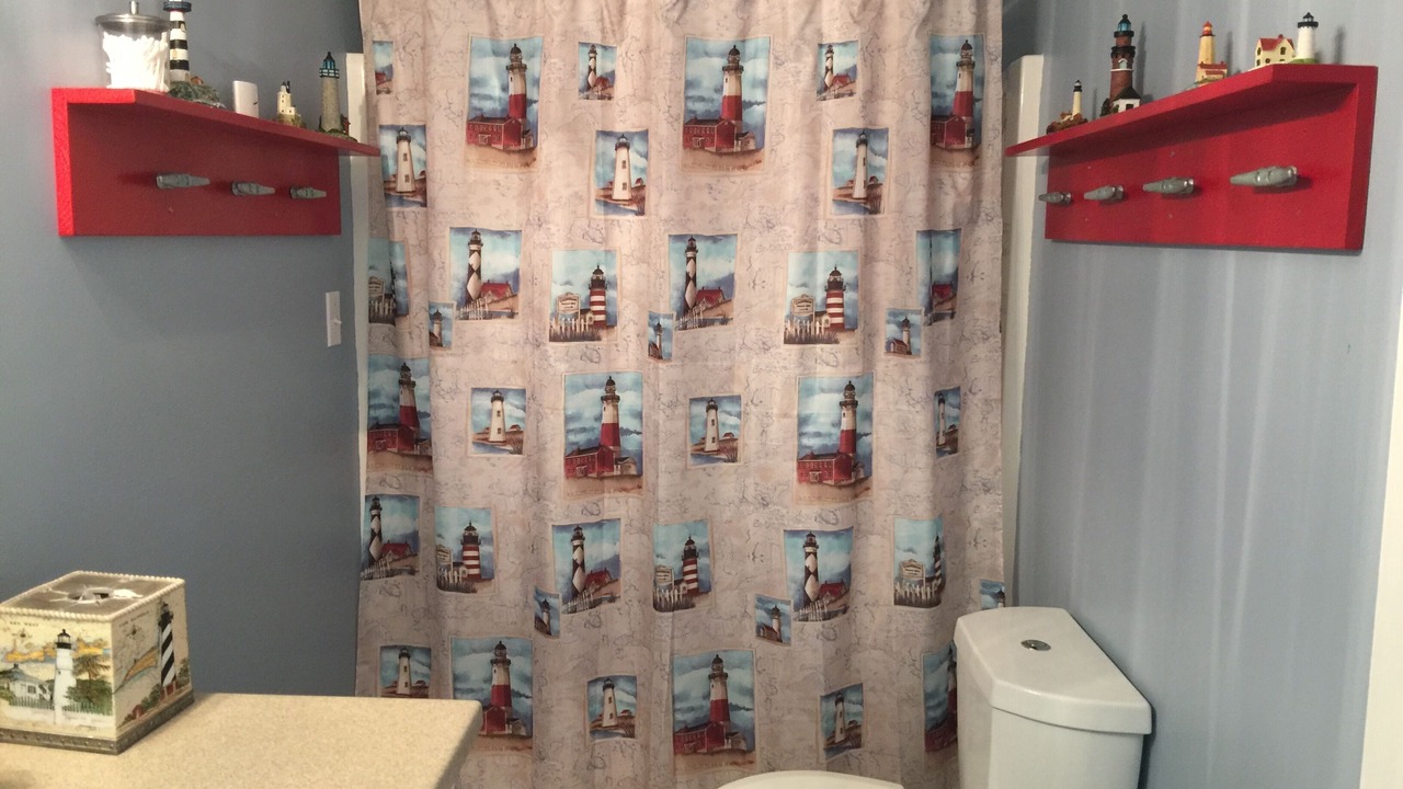 Photo of Bathroom in La Follette