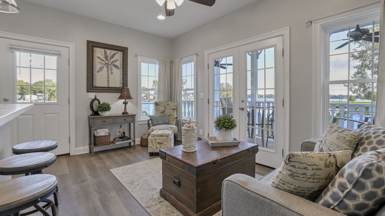 Photo of Livingroom in Buckeye Lake
