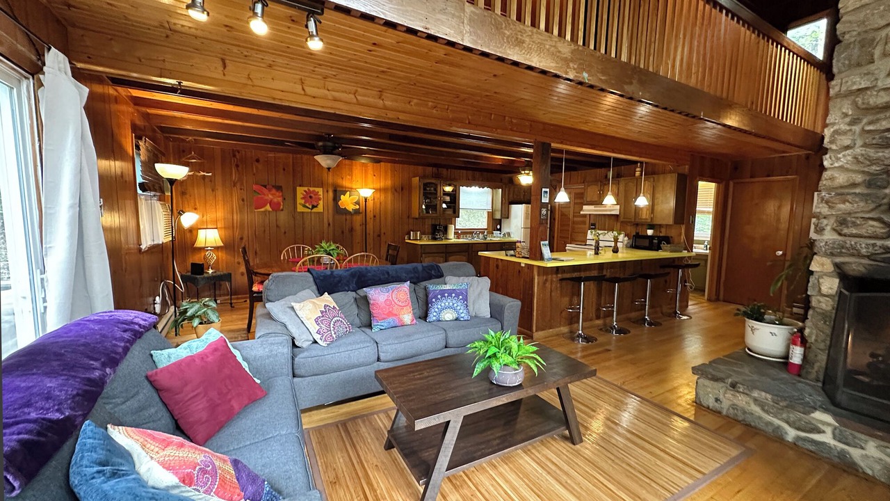 Photo of Livingroom in Front Royal