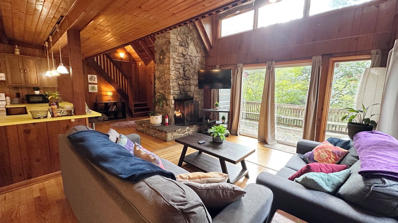 Photo of Livingroom in Front Royal