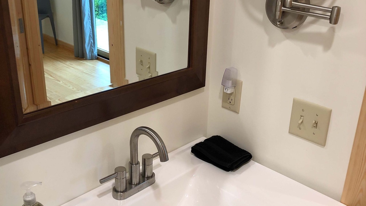 Photo of Bathroom in West Union