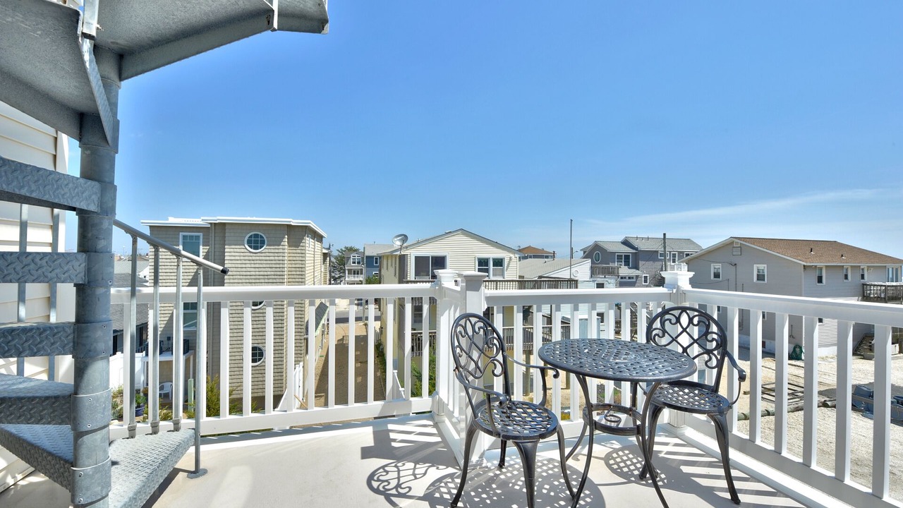 Photo of Patio Balcony in Ship Bottom