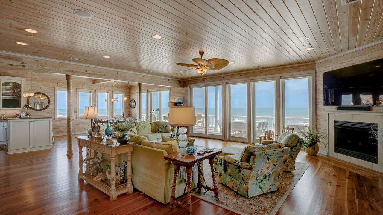 Photo of Livingroom in Ocean Sound Village