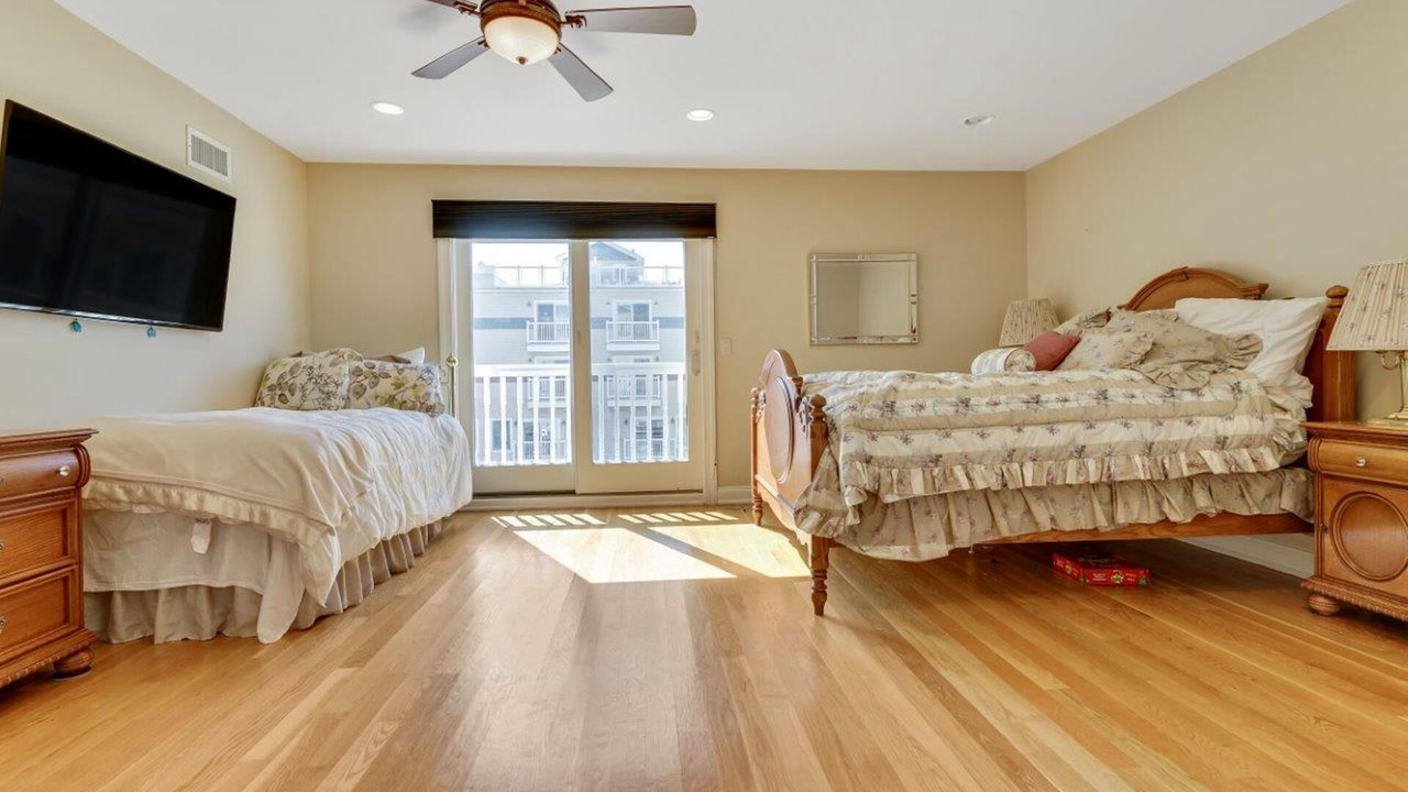 Photo of Bedroom in Seaside Heights