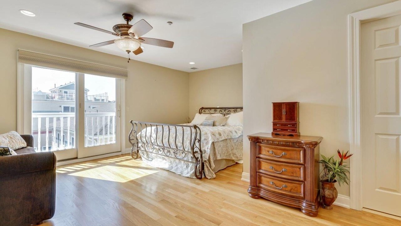 Photo of Bedroom in Seaside Heights