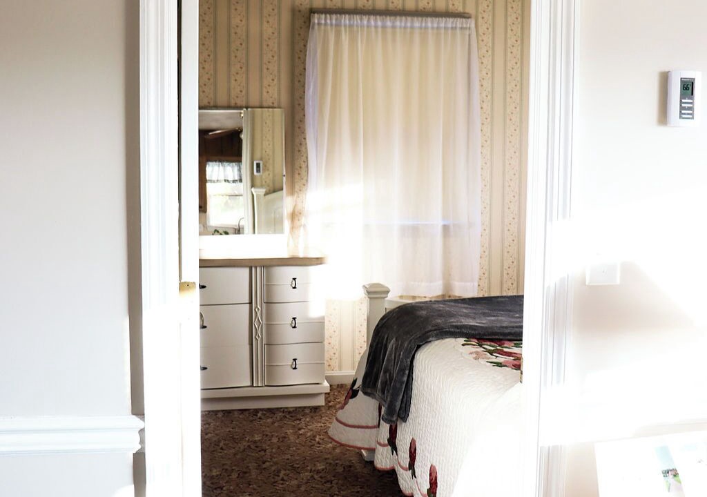Photo of Bedroom in Gap