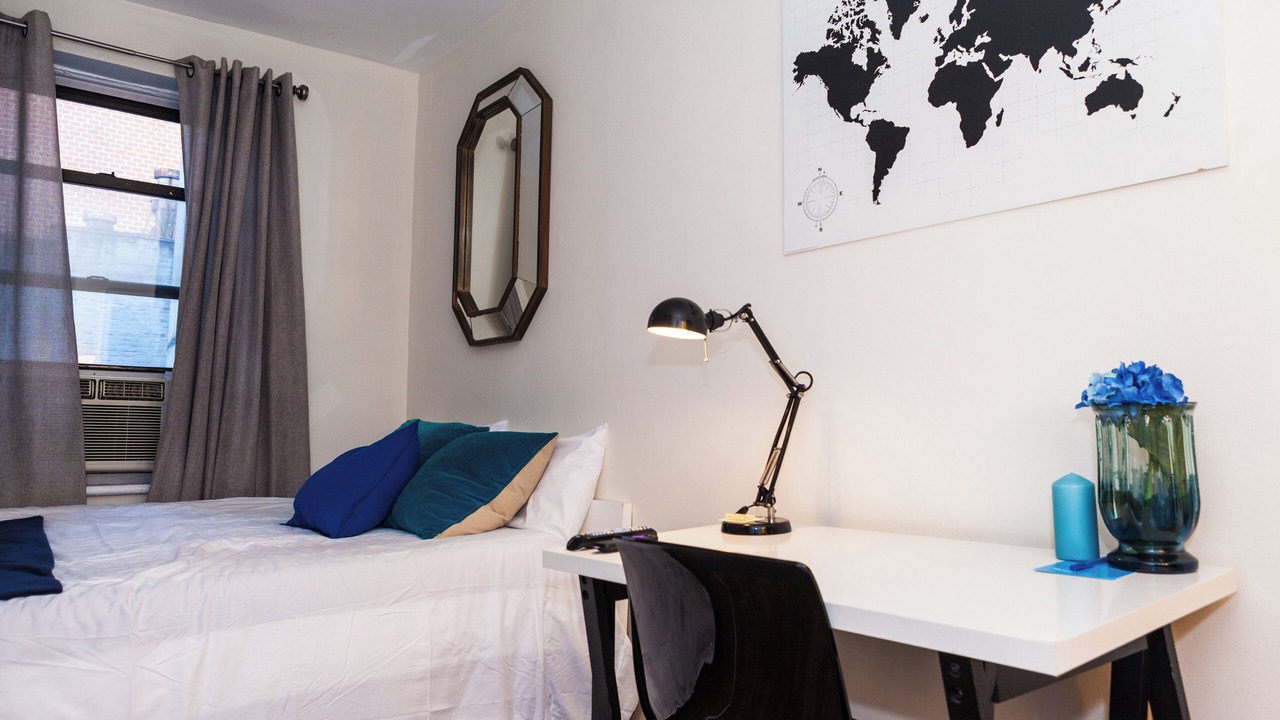 Photo of Bedroom in Midtown West