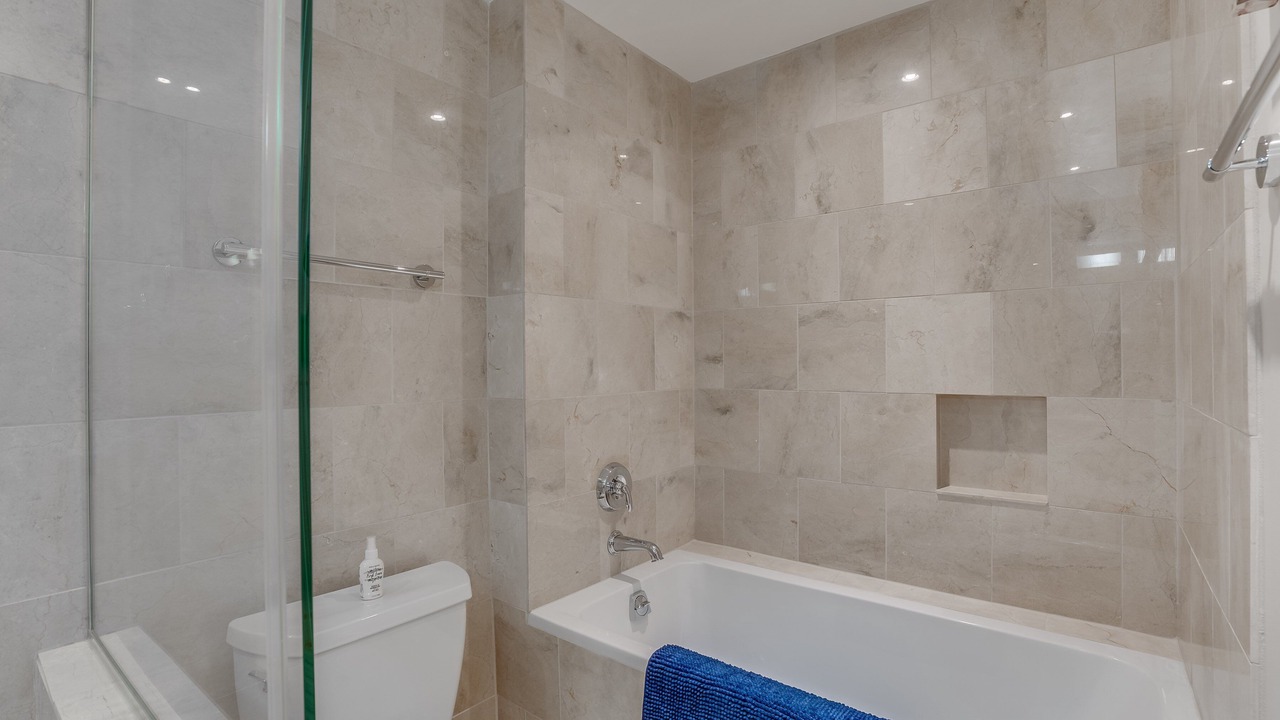 Photo of Bathroom in Penn Quarter